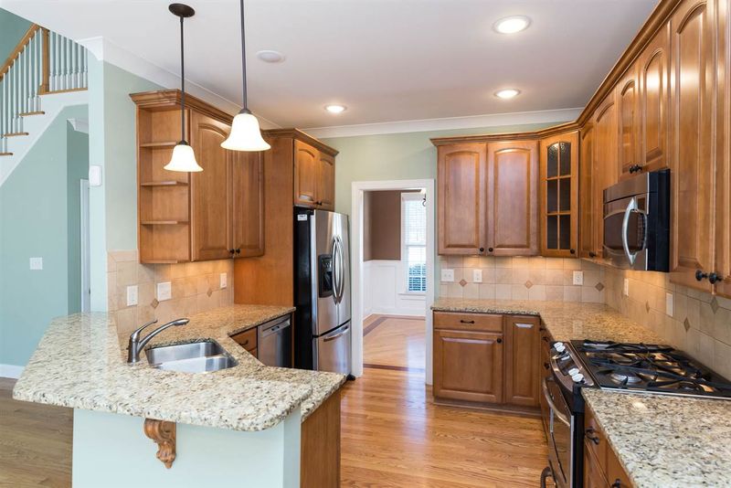 112 Blue Heron Dr, Youngsville, NC 27596