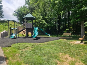 112 Briarfield Dr, Apex, NC 27502