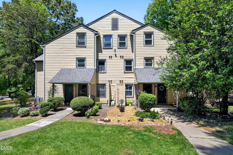 112 Broad Leaf Cir, Raleigh, NC 27613