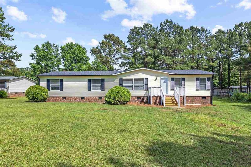 112 Buckhorn Dr, Middlesex, NC 27557