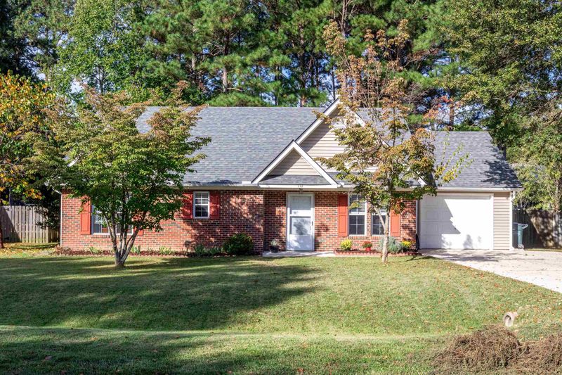 112 S Buttress Dr, Fuquay Varina, NC 27526