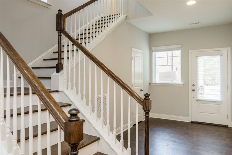 112 Chapel Run Way, Chapel Hill, NC 27517