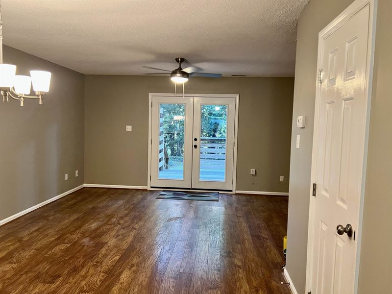 112 Cimmaron Ct, Cary, NC 27511