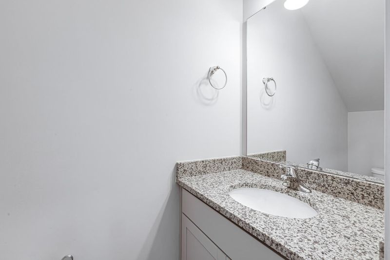 112 Clear Creek Cir, Garner, NC 27529