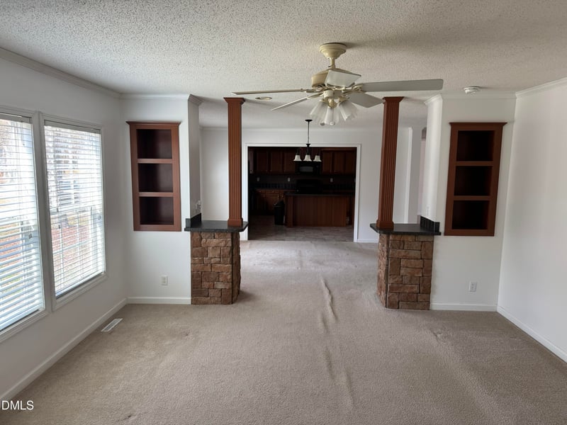 112 Clements Dr, Morrisville, NC 27560