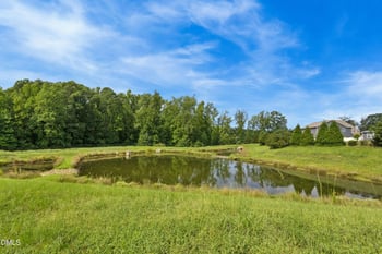 112 Congaree Dr, Holly Springs, NC 27540
