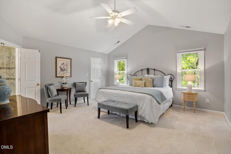 112 Conway Ct, Cary, NC 27513