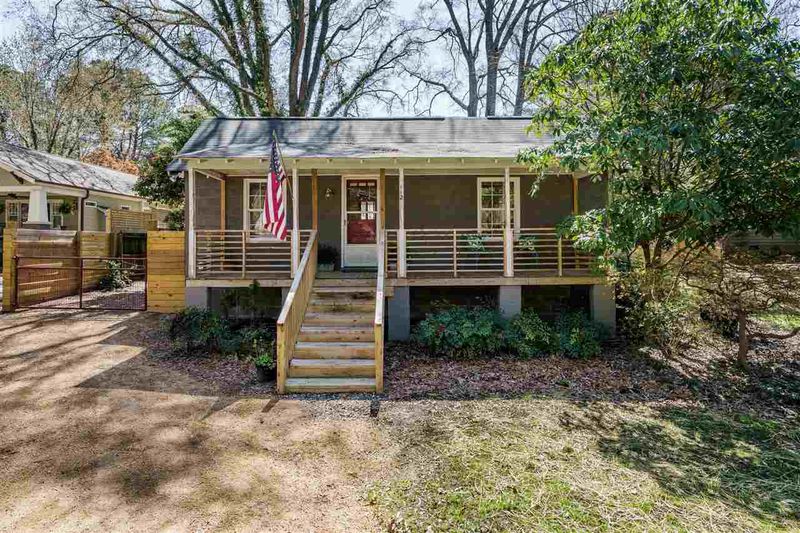 112 E Cornwall Rd, Cary, NC 27511