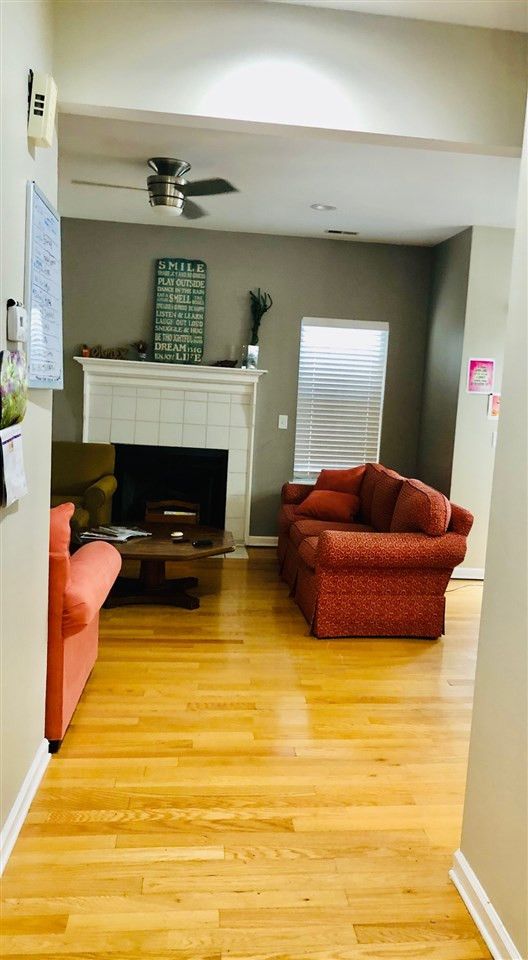 112 Covington Dr, Chapel Hill, NC 27516