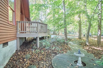 112 Creekview Cir, Carrboro, NC 27510