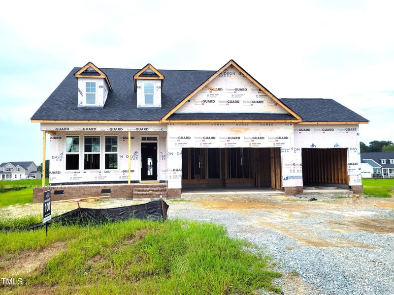 112 Cultivator Ct, Angier, NC 27501
