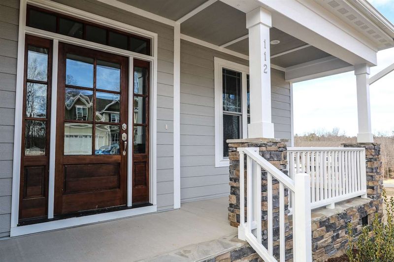 112 Dawson Dr, Clayton, NC 27527