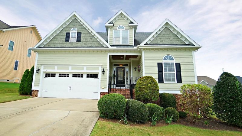 112 Diggory Dr, Holly Springs, NC 27540