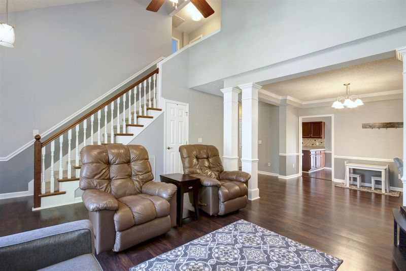 112 Durington Pl, Cary, NC 27518