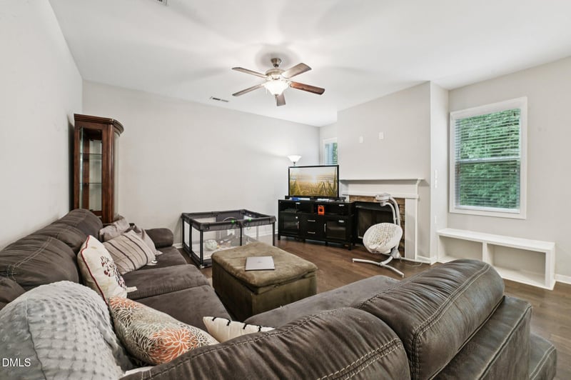 112 Edgefield St, Clayton, NC 27520