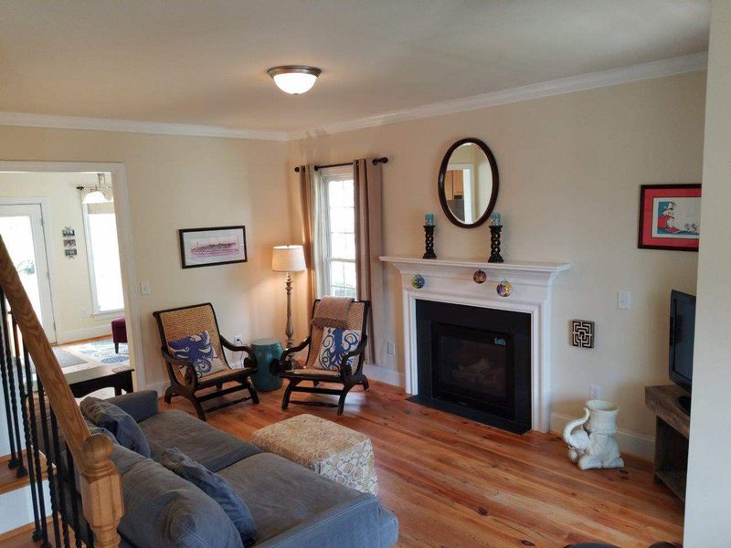 112 Edgepine Dr, Holly Springs, NC 27540