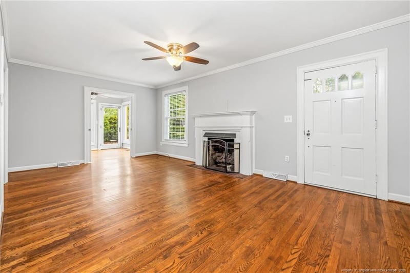 112 Ellington St, Fayetteville, NC 28305