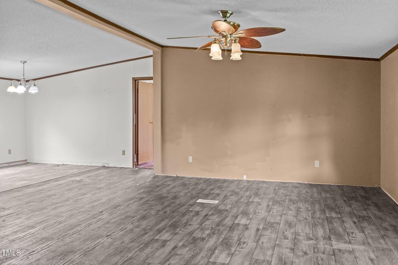 112 Elsie Marie Dr, Youngsville, NC 27596