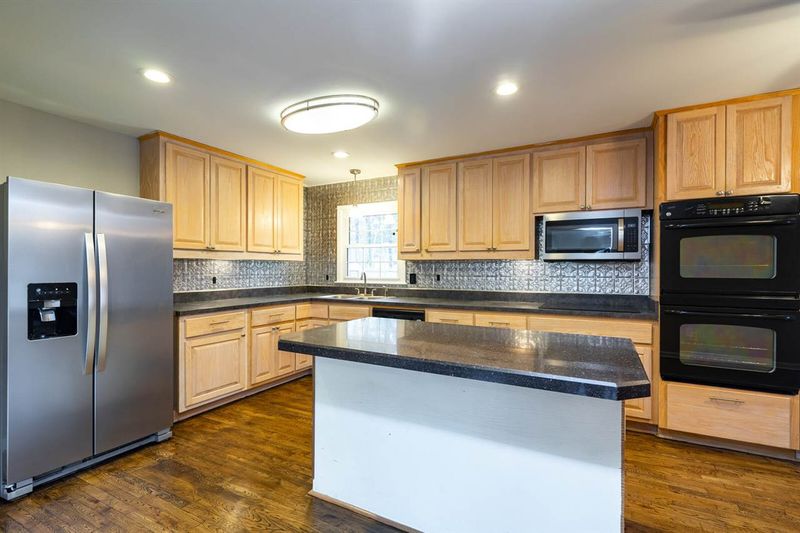 112 Emerald Cir, Durham, NC 27713