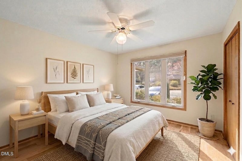 112 Essex Dr, Chapel Hill, NC 27514