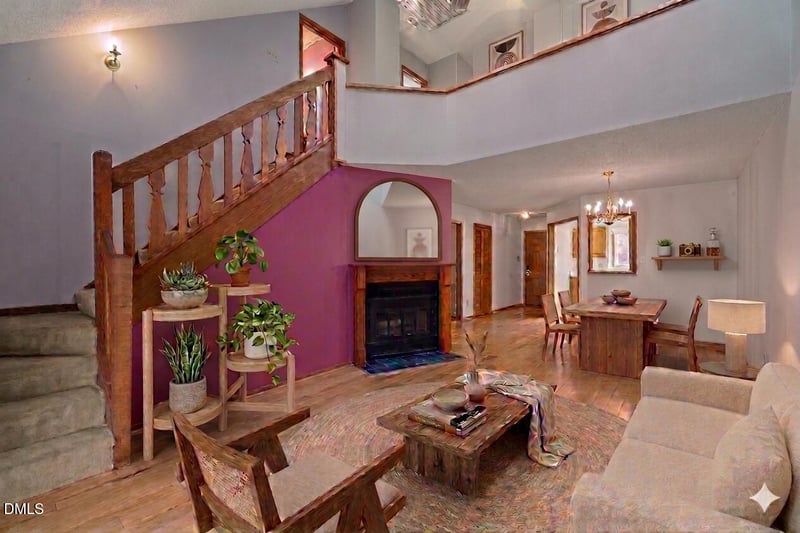 112 Essex Dr, Chapel Hill, NC 27514