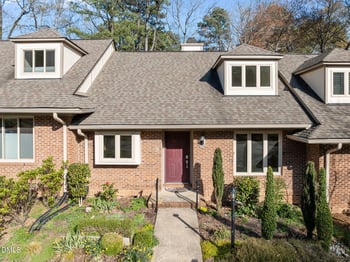 112 Essex Dr, Chapel Hill, NC 27514