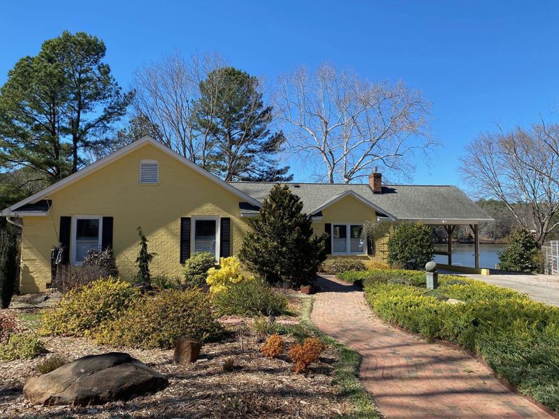 112 Foxcroft Ln, Durham, NC 27713