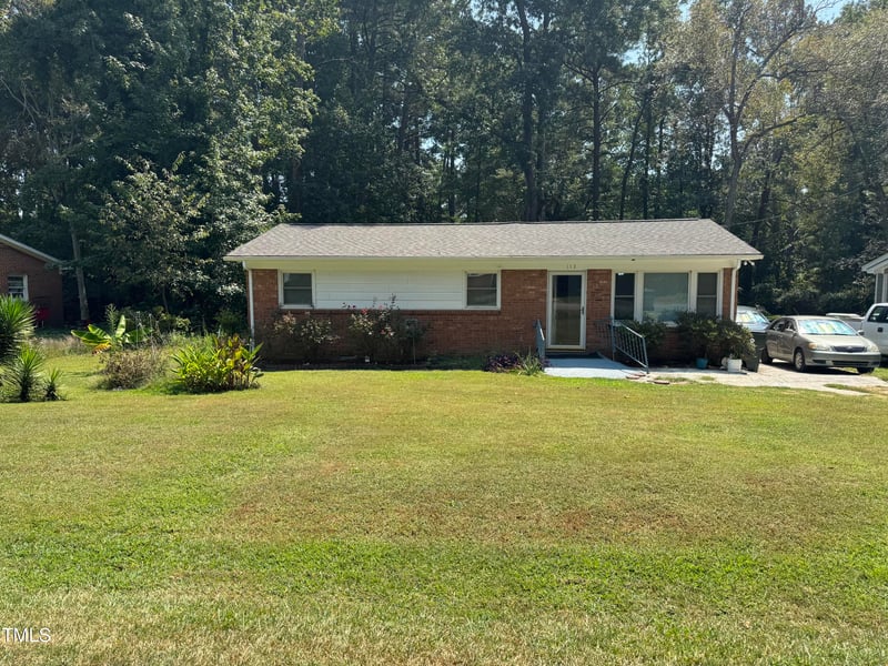 112 Franklin St, Zebulon, NC 27597