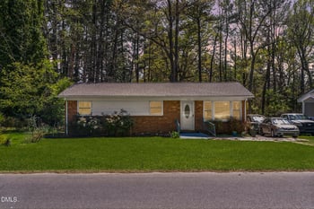 112 Franklin St, Zebulon, NC 27597