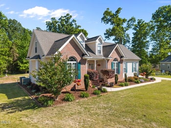 112 Gibbons Dr, Garner, NC 27529