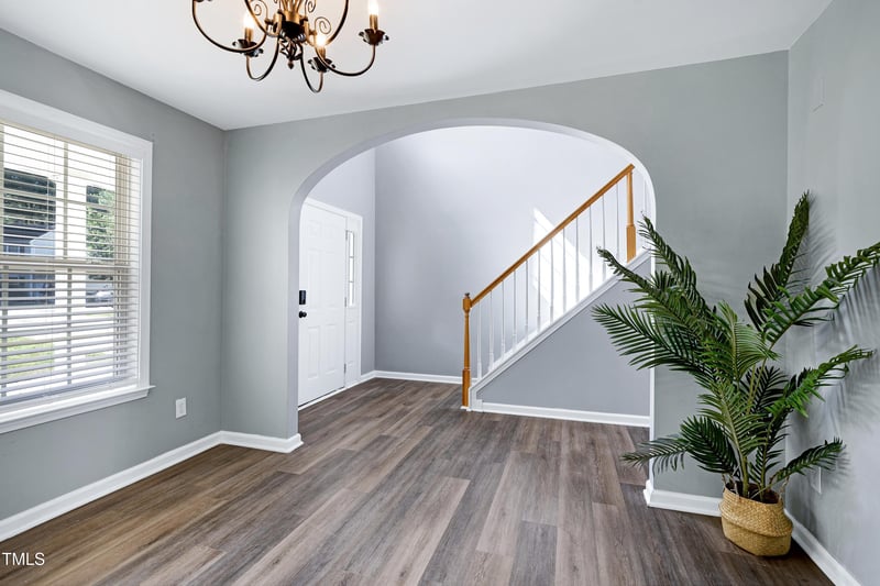 112 Gingerlilly Ct, Holly Springs, NC 27540