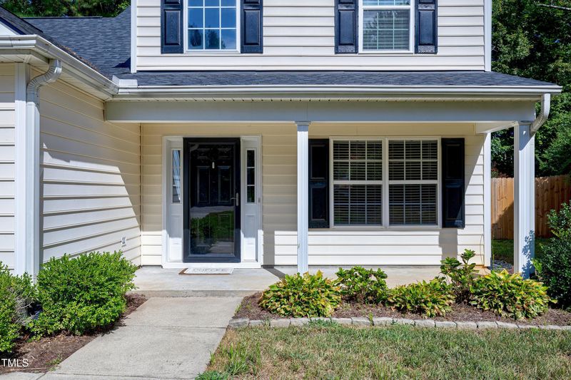 112 Gingerlilly Ct, Holly Springs, NC 27540