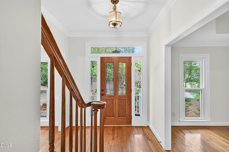 112 Glen Abbey Dr, Cary, NC 27513