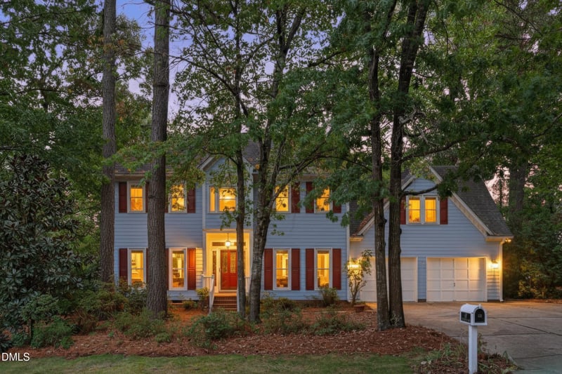 112 Glen Abbey Dr, Cary, NC 27513