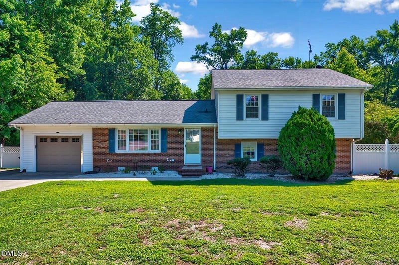 112 Glenn Dr, Goldsboro, NC 27530