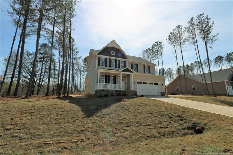 112 Godwin Ct, Sanford, NC 27330