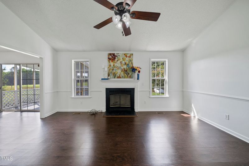 112 Grayson Pl, Clayton, NC 27520