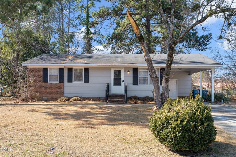 112 Gulf Dr, Dunn, NC 28334