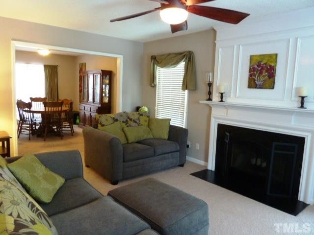 112 Haddonfield Ln, Cary, NC 27513