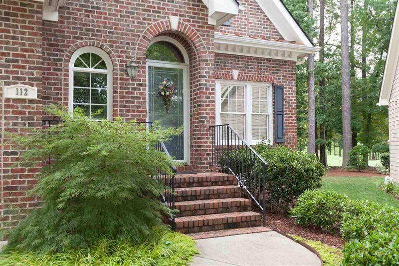 112 Hampton Pines Dr, Morrisville, NC 27560
