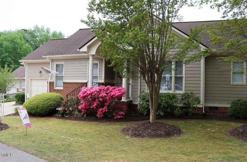 112 Hanover Pl, Cary, NC 27511