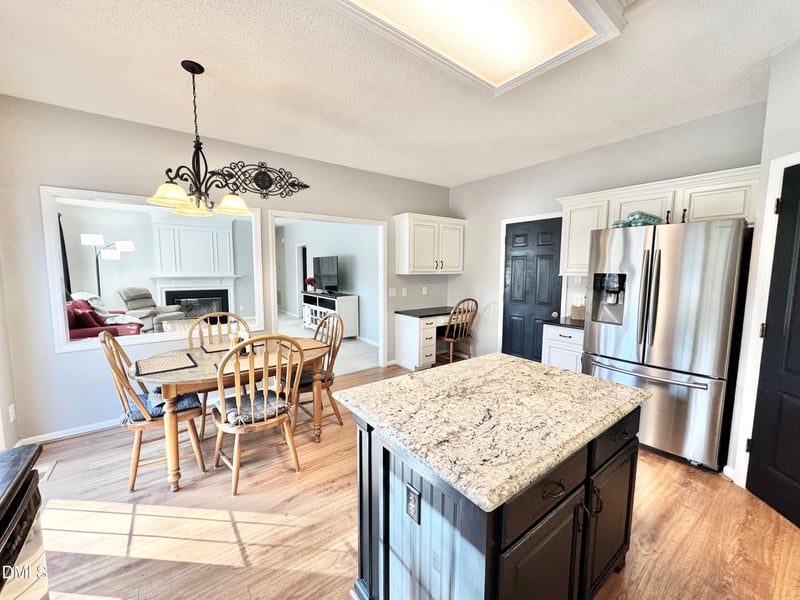 112 Hidden Rock Ct, Cary, NC 27513