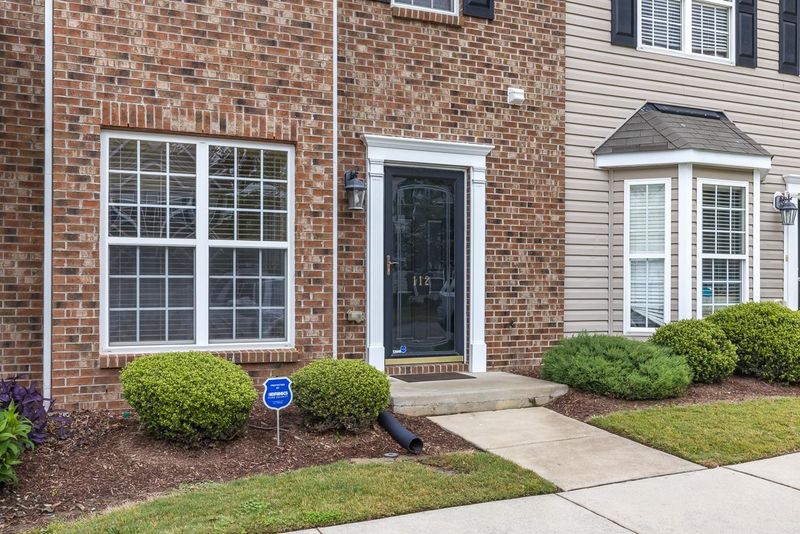 112 Hidden Springs Dr, Durham, NC 27703