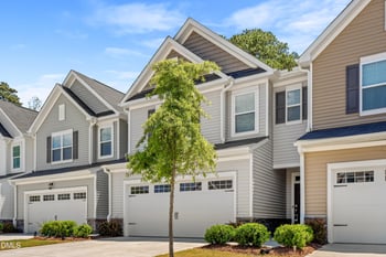 112 Jade Creek Dr, Garner, NC 27529