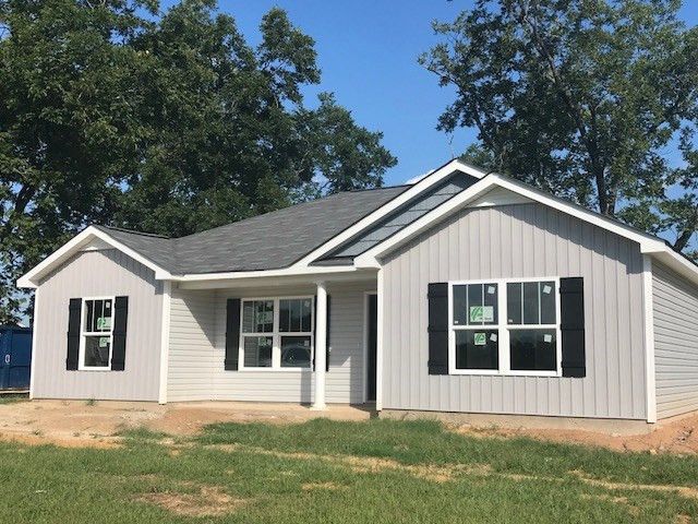 112 Johnston Farms Dr, Smithfield, NC 27577