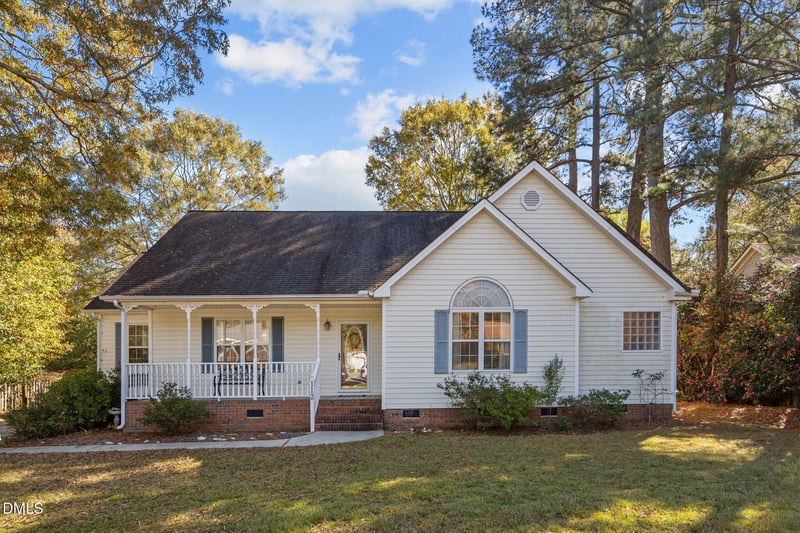 112 Lakeside Dr, Smithfield, NC 27577