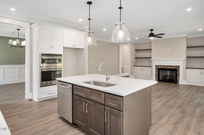 112 Lambert Ln, Fuquay Varina, NC 27526