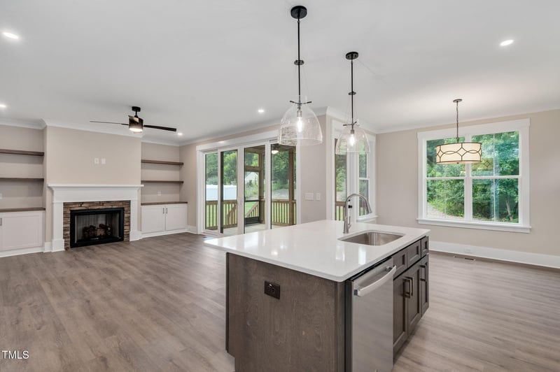 112 Lambert Ln, Fuquay Varina, NC 27526
