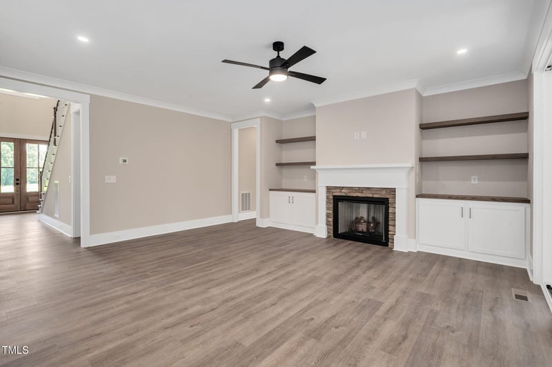112 Lambert Ln, Fuquay Varina, NC 27526