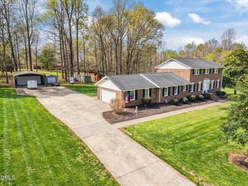 112 E Laramie Dr, Mebane, NC 27302